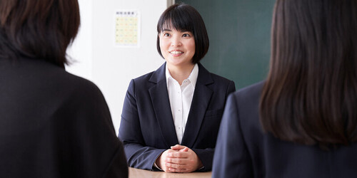 外国人児童・生徒対応　多言語翻訳システム「VoiceBiz® Remote」｜TOPPAN