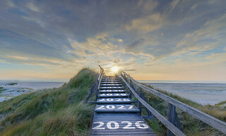 長期ビジョンは予測不能な時代の羅針盤！数値化できない“ありたい姿”が強い組織を作る理由とは？