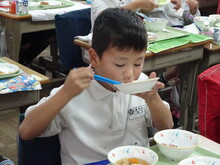 袋井市「おいしい給食課」の学校給食のあたらしい取り組み