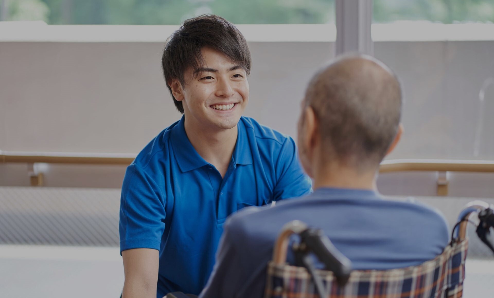 介護業務を効率化する6つのアイデア！業務改善の手順や事例を徹底解説｜TOPPAN LIFE SENSING