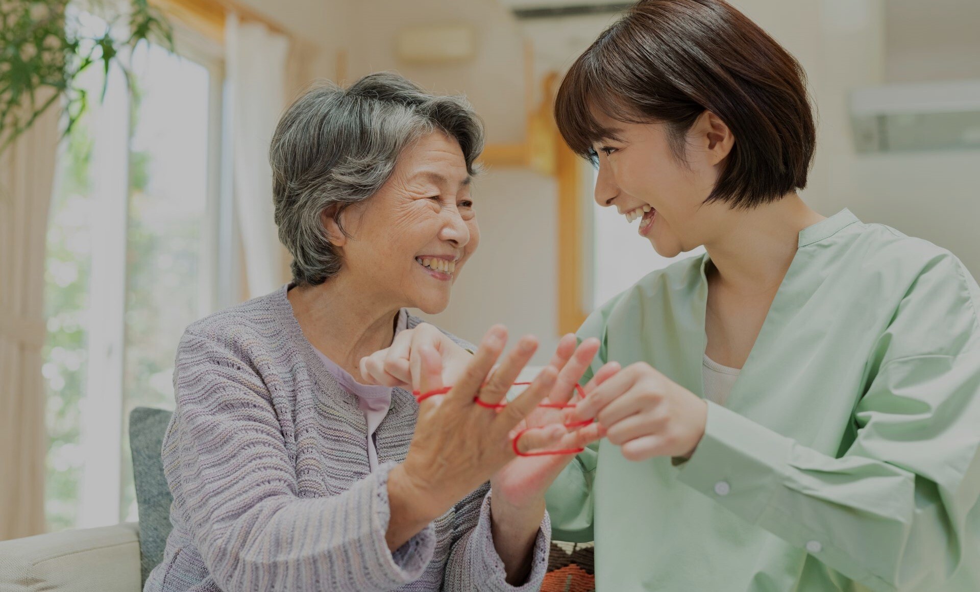 高齢者向けレクリエーション20選！盛り上がる・道具なしでできるゲーム