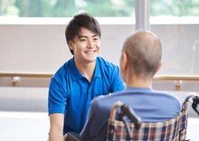 介護業界の人手不足の原因は？問題点や解消に向けた対策を解説