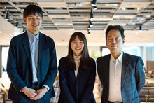 最短翌日発送・パーソナライズを自動化。紙DMの価値を再定義し、デジタル施策と並走するチャネルへ